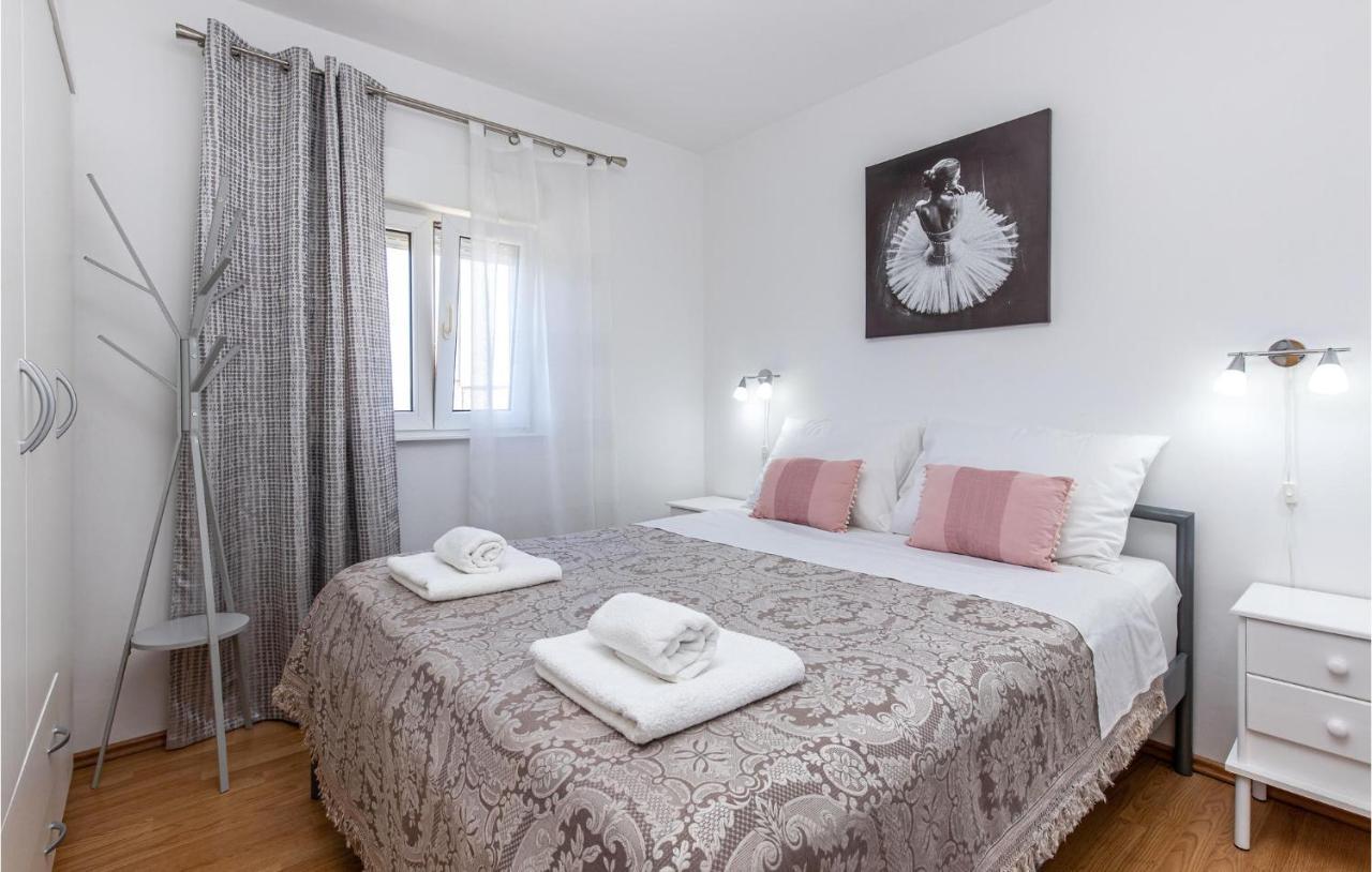 Amazing Apartment In Kostrena With 1 Bedrooms And Wifi Bagian luar foto