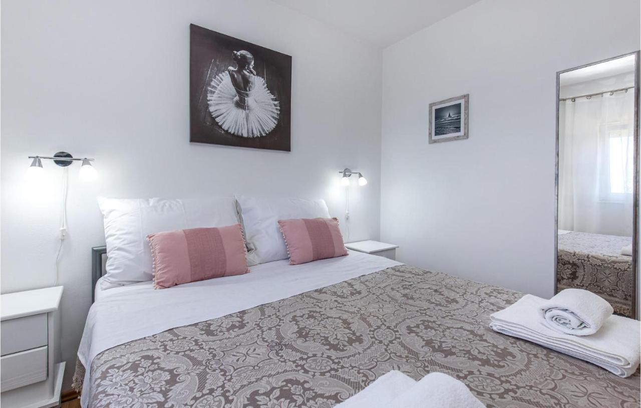Amazing Apartment In Kostrena With 1 Bedrooms And Wifi Bagian luar foto