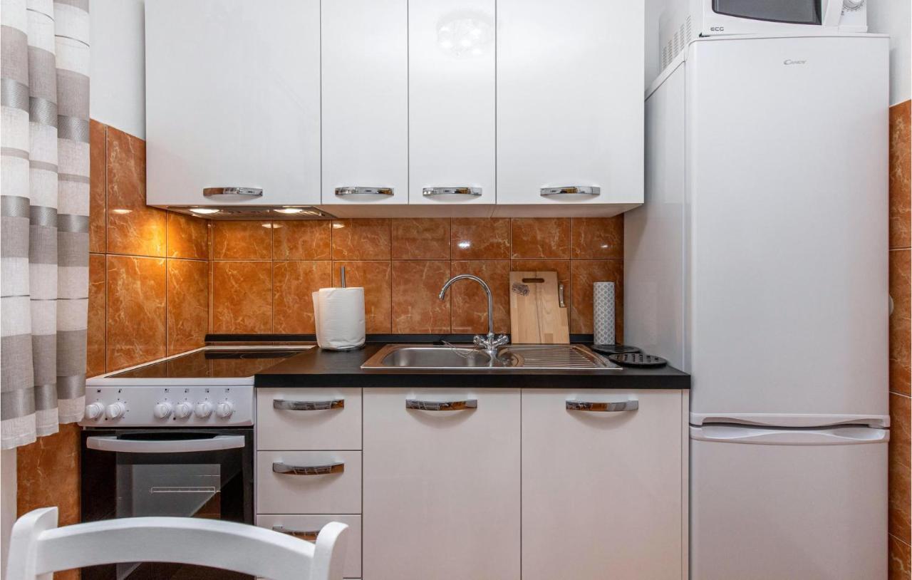 Amazing Apartment In Kostrena With 1 Bedrooms And Wifi Bagian luar foto